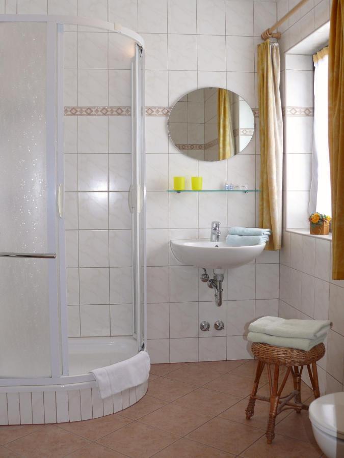 Ferienpension Gabriele 61 คัวร์ออร์ท กอห์ริช ภายนอก รูปภาพ